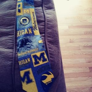 Michigan Wolverines Tie